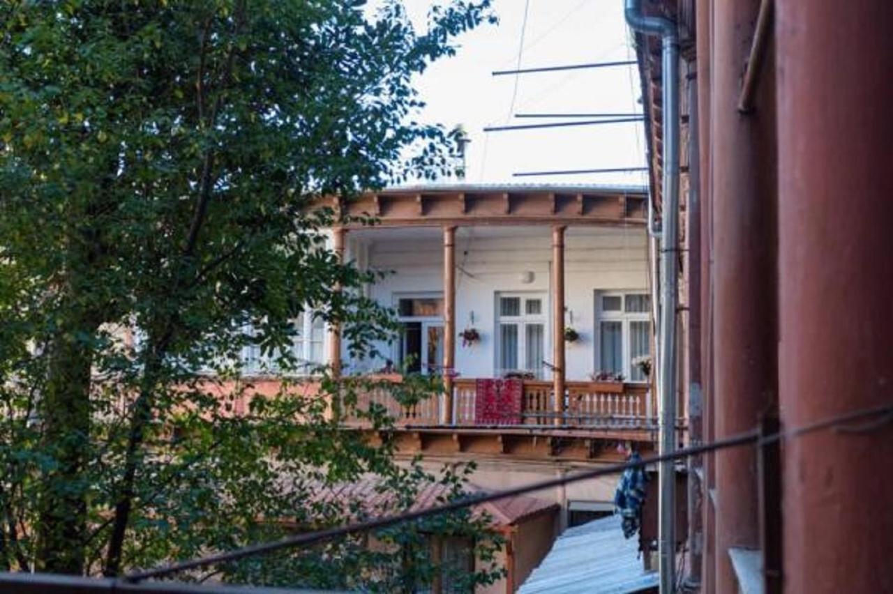 Old Tbilisi Trio Apartments Esterno foto